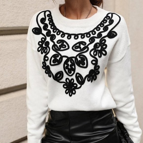 . Sweaters - Boho White Womens Floral pattern Sweater